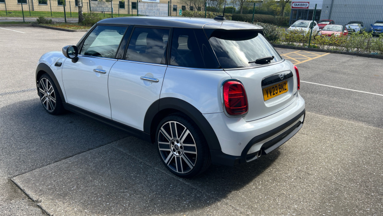 MINI Cooper 1.5 C Exclusive 5dr Auto Petrol Hatchback